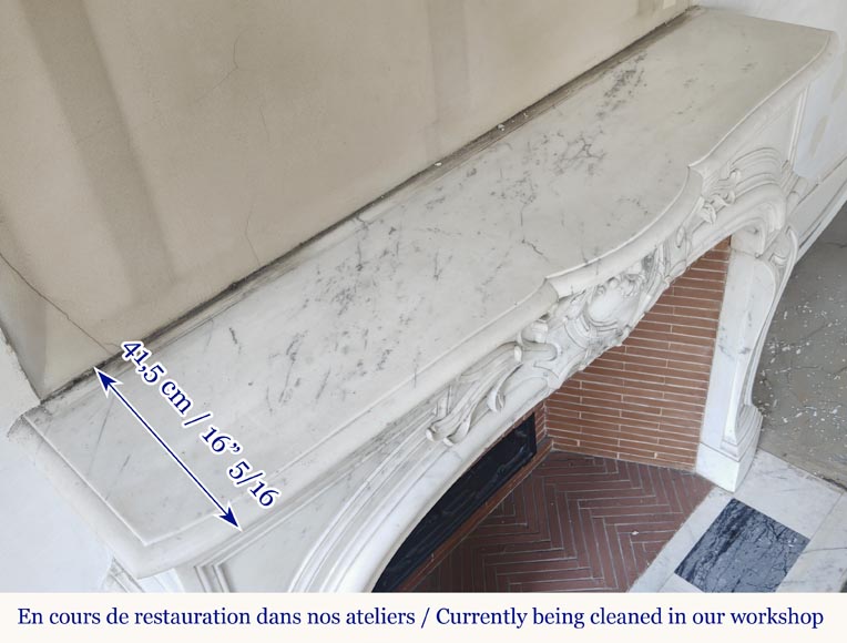 Regency style fireplace in half-statuary marble Regency style fireplace in half-statuary marble-12