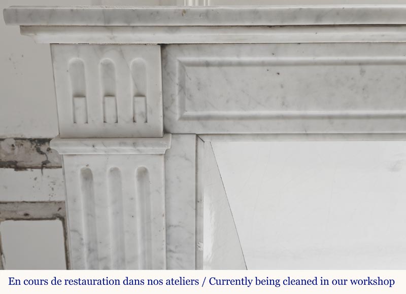 Louis XVI style fireplace in Carrara marble, decorated with a sunflower Louis XVI style fireplace in Carrara marble, decorated with a sunflower-3