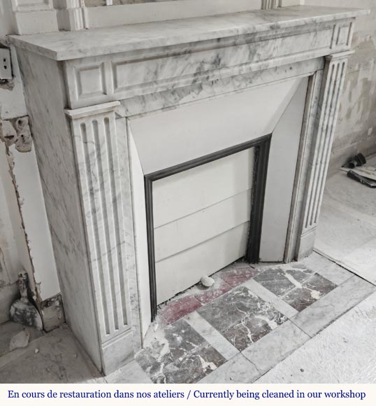 Louis XVI style fireplace in Carrara marble, with molded decoration Louis XVI style fireplace in Carrara marble, with molded decoration-2