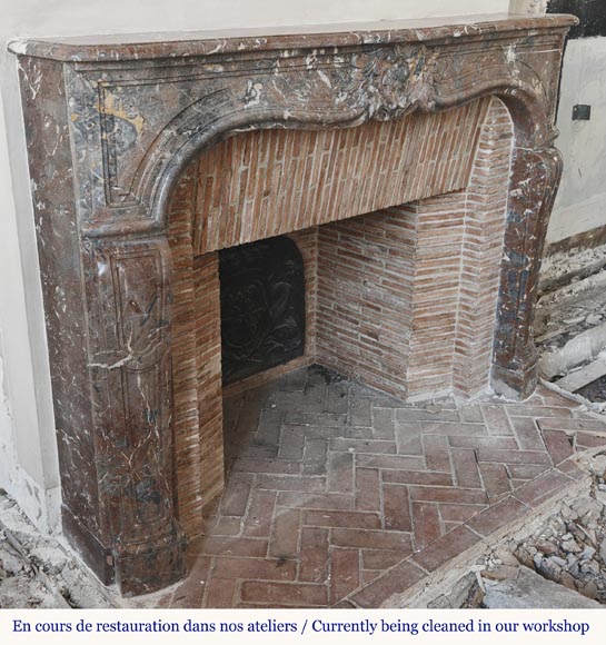 Louis XV period fireplace in Rouge Royal marble, decorated with a shell Louis XV period fireplace in Rouge Royal marble, decorated with a shell-2