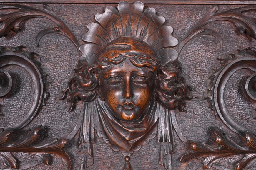 Monumental Italian carved walnut fireplace, Neo-Renaissance style, circa 1880 Monumental Italian carved walnut fireplace, Neo-Renaissance style, circa 1880-2