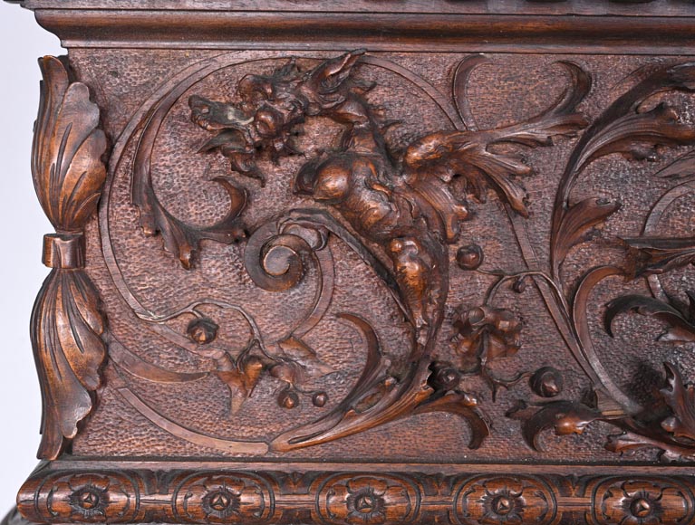 Monumental Italian carved walnut fireplace, Neo-Renaissance style, circa 1880 Monumental Italian carved walnut fireplace, Neo-Renaissance style, circa 1880-4