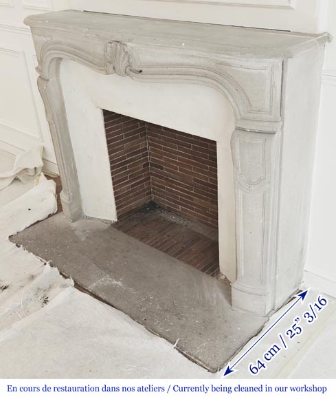 Louis XV style stone fireplace, decorated with a shell Louis XV style stone fireplace, decorated with a shell-6