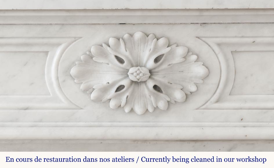 Louis XVI style fireplace in Carrara marble, decorated with acanthus leaves Louis XVI style fireplace in Carrara marble, decorated with acanthus leaves-1