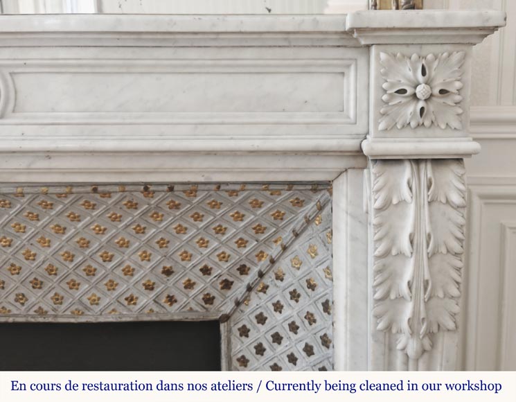 Louis XVI style fireplace in Carrara marble, decorated with acanthus leaves Louis XVI style fireplace in Carrara marble, decorated with acanthus leaves-6