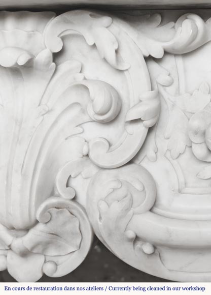 Louis XV style fireplace in Carrara marble richly carved with plant motifs Louis XV style fireplace in Carrara marble richly carved with plant motifs-5
