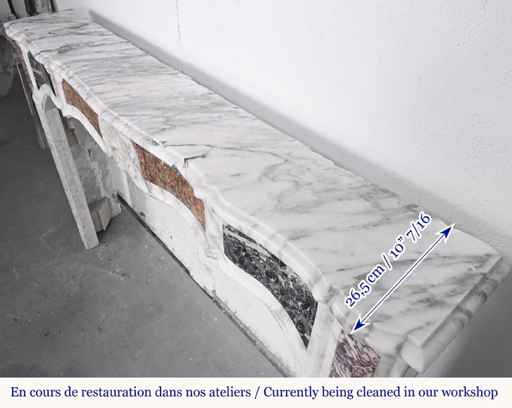 Provençal-style fireplace in veined Carrara marble and colored marble Provençal-style fireplace in veined Carrara marble and colored marble-10