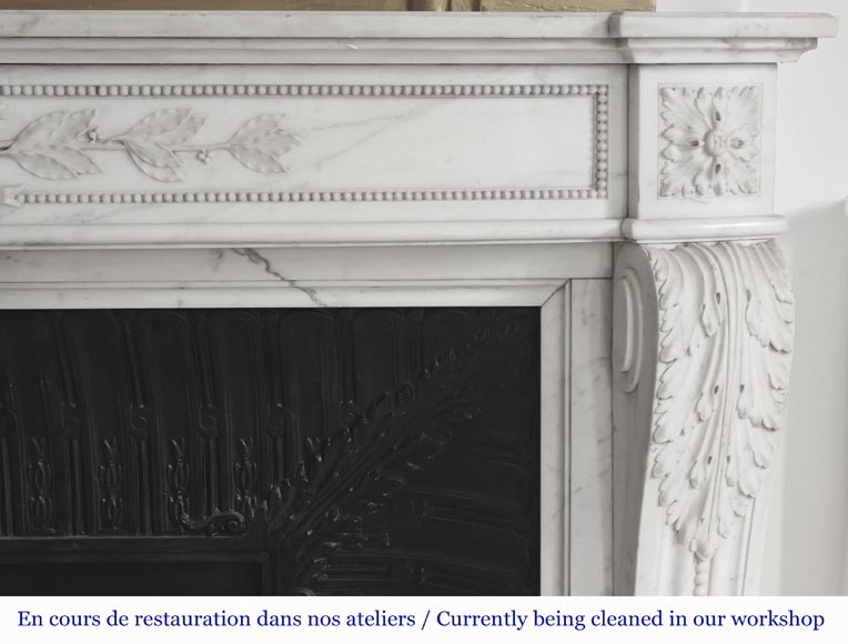 Curved Louis XVI style fireplace with beaded decoration, in semi-statuary marble. Curved Louis XVI style fireplace with beaded decoration, in semi-statuary marble.-9