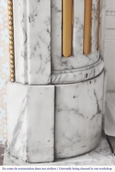 Louis XVI style fireplace in Arabescato marble, with bronze decoration Louis XVI style fireplace in Arabescato marble, with bronze decoration-8