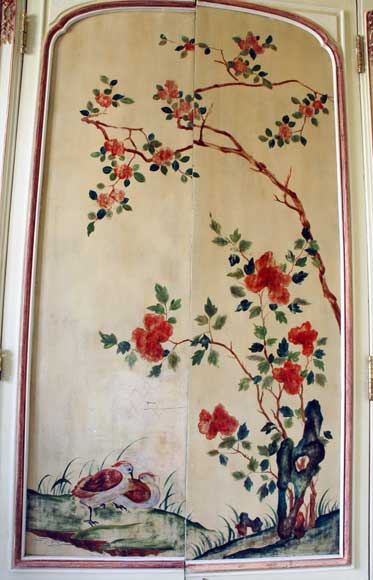 Paneled room with Coromandel lacquer panels Paneled room with Coromandel lacquer panels-9