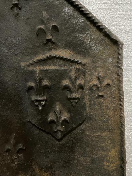 Antique cast iron gothic fireback Antique cast iron gothic fireback-4