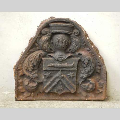 Antique fireback with Bretel de Gremonville coat of arms