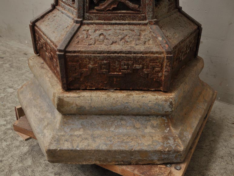 Large antique Chinese style planter in openwork cast iron Large antique Chinese style planter in openwork cast iron-14