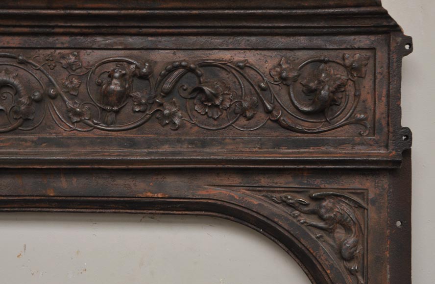 Fireplace cast iron insert, style Napoleon III, with grotesques and chimeras decoration Fireplace cast iron insert, style Napoleon III, with grotesques and chimeras decoration-6