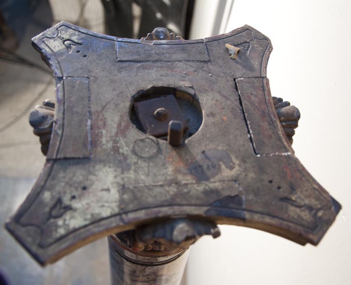 Antique pair of columns made out of Breche Violette and carved and gilded wood Antique pair of columns made out of Breche Violette and carved and gilded wood-5