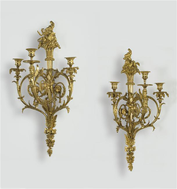 The elegance of Bronze doré (gilt bronze) is a technique that