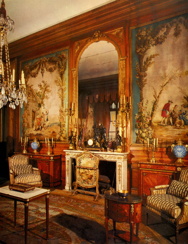 Marie-Antoinette French Louis XVI ormolu-mounted Dining Room Set