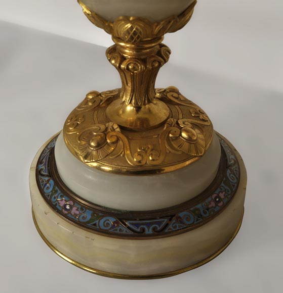 Beautiful antique paire of Onyx lamps with cloisonné enamels and gilded bronze with Sphinx decor-4