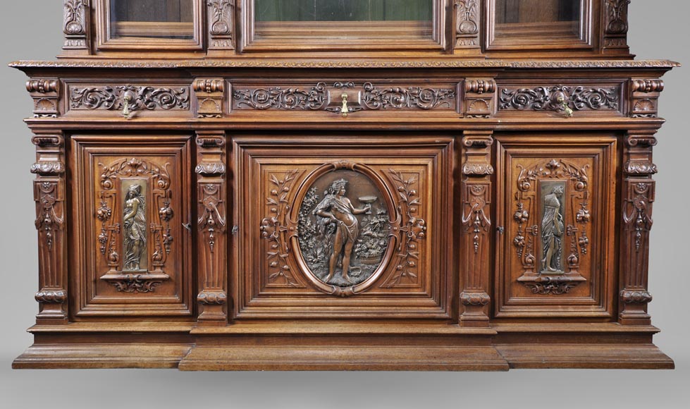 Beautiful antique carved walnut wood dining room set by the french