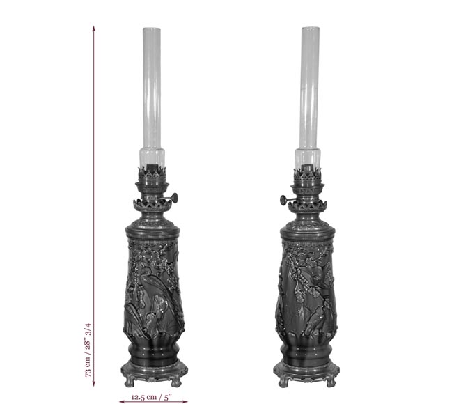 MANUFACTURE of LONGWY Pair of oil lamps with Far Eastern decor