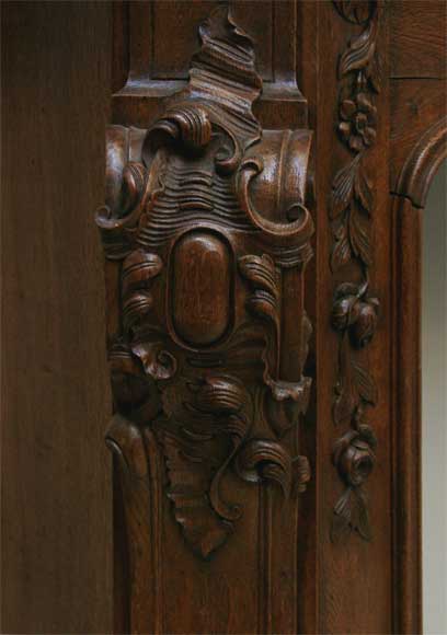 Oak fireplace with portrait of a gentleman-3