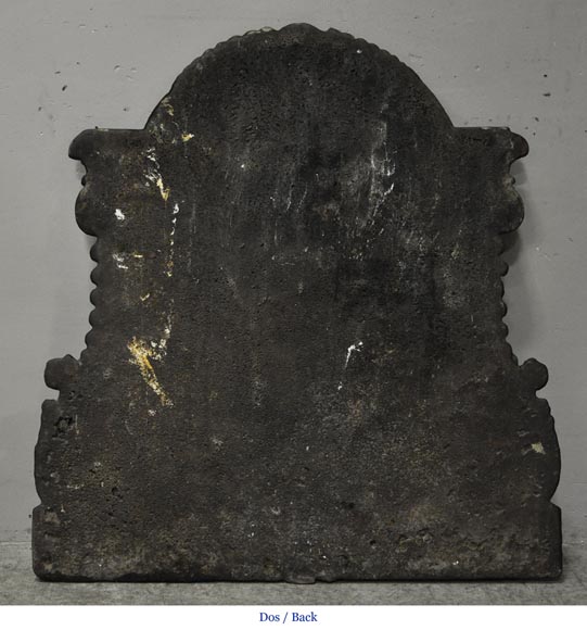 Antique cast iron fireback with wedding coat of arms of Gilles Brunet, Marquis of la Palisse, and Françoise-Suzanne Bignon-5