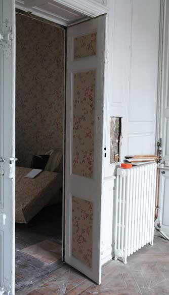 Paneled room and rare parquet flooring from the 18th century-3