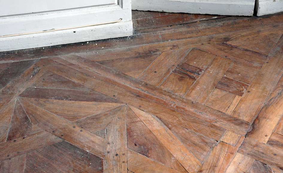 Paneled room and rare parquet flooring from the 18th century-24