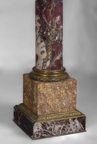 Very beautiful antique pair of columns in Breccia Violet marble, Yellow Brocatelle and Red Levanto with gilt bronze ornaments-4