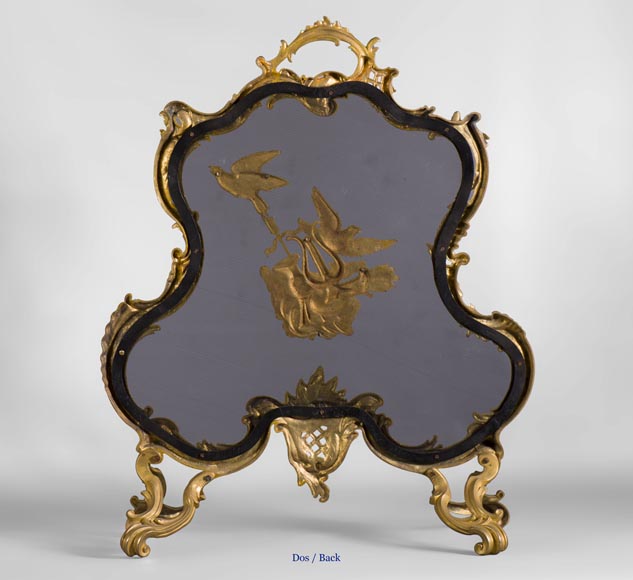 Antique Louis XV style firescreen in gilt bronze with birds and music instruments decoration-6