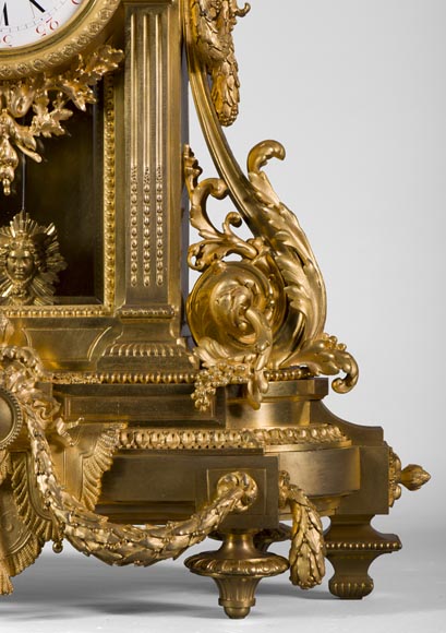 Important Louis XVI style gilt bronze clock with solar mask, Napoleon 3 period-5