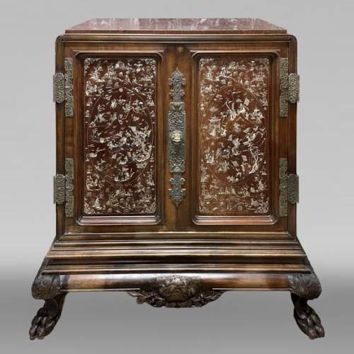 DAÏ NIPPON, Japanese-style cabinet with mother-of-pearl marquetry