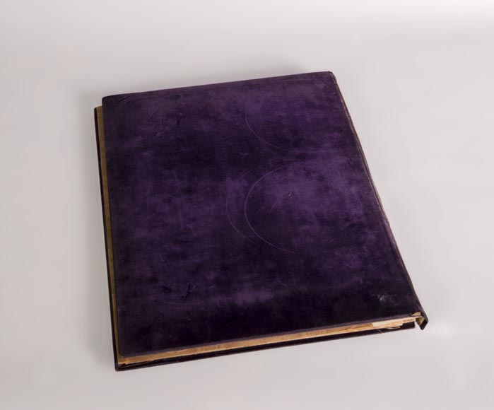 Julien-Nicolas RIVART (1802-1867) - Purple velvet Folder decorated of porcelain marquetry-2