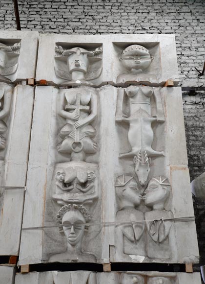 Set of ethnic style monumental decorative elements in plaster, 20th century-3