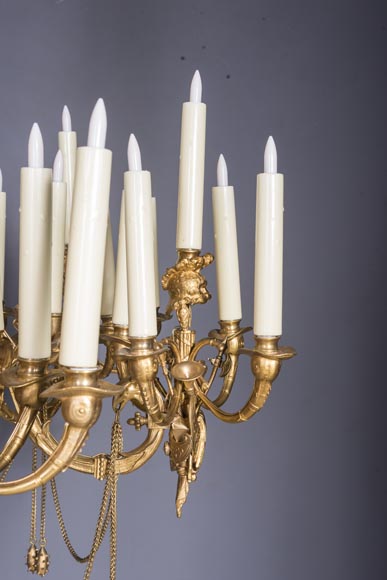 Jean-François-Théodore GECHTER (1795–1844) & Nicolas-Germain CHARPENTIER (1807–1864), Ensemble comprising a chandelier and a pair of wall sconces with standard and trophy holders-10