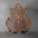 Louis XV style firescreen with Cupid in bronze, 1970's