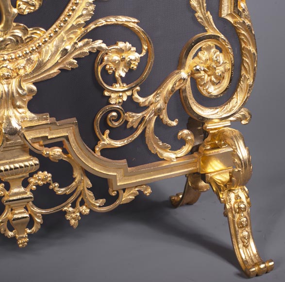 Antique Napoleon III style firescreen made of gilt bronze with dancer-7