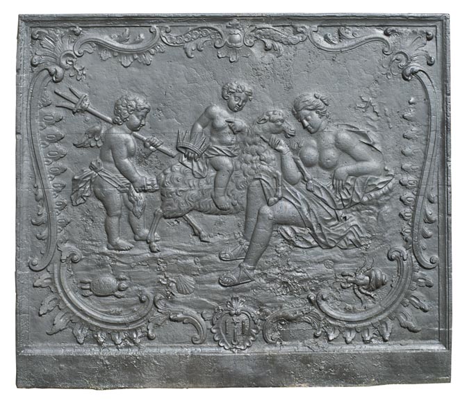 Louis XV fireback depicting Aphrodite Pandemos-0