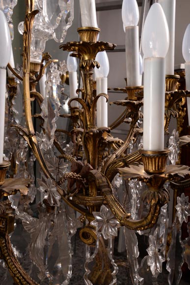 Large antique Napoleon III style chandelier with pendants-2