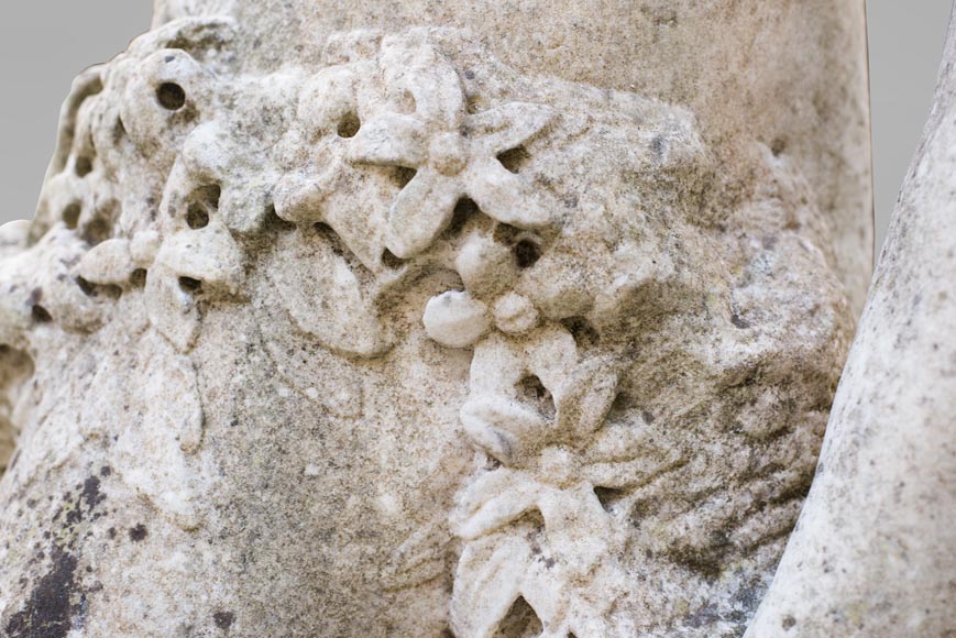 Venus and Cupid, 17th century Dutch sculpture, in Carrara marble-10