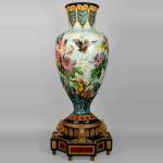 Very beautiful and important baluster Napoleon III vase in porcelain on a base with scales and wood veneer