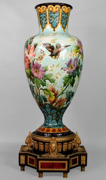 Very beautiful and important baluster Napoleon III vase in porcelain on a base with scales and wood veneer-0