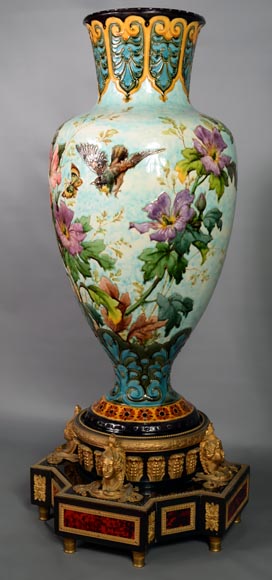 Very beautiful and important baluster Napoleon III vase in porcelain on a base with scales and wood veneer-1