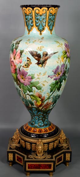 Very beautiful and important baluster Napoleon III vase in porcelain on a base with scales and wood veneer-3