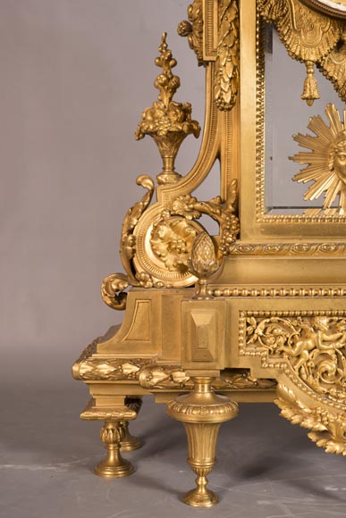 Louis XVI style clock, in gilded bronze-2