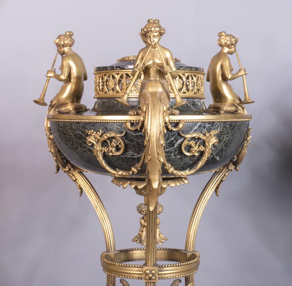 Pair of cassolettes with blowers and griffins, in Napoleon III style, in Vert de Mer, Jaune de Sienne marble and gilded bronze.-1
