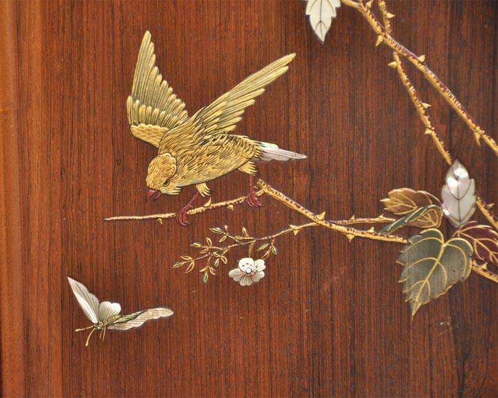 家で飾っています。マルティン硝子 Japanese style display cabinet with birds - Bookcases, desks, Vitrines