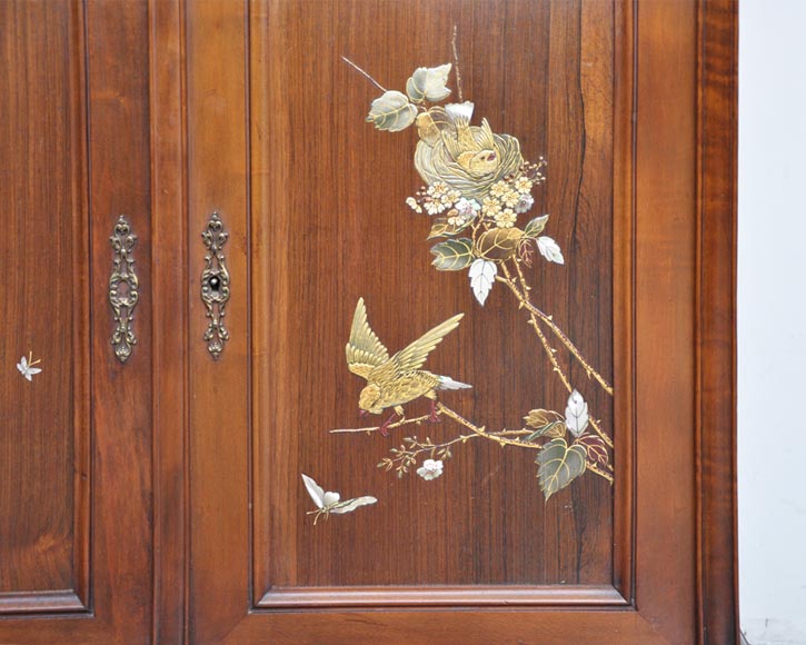 Japanese style display cabinet with birds-6