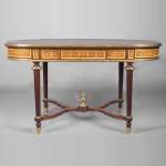 Exceptional Napoleon III style table in diverse varieties of wood marquetery, second half of the 19th century