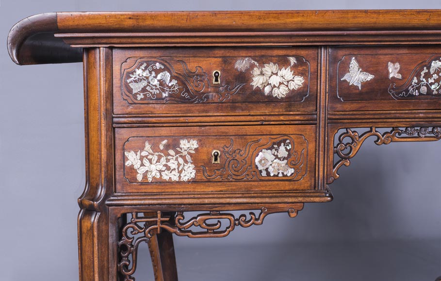 Maison des Bmbous Alfred PERRET and Ernest VIBERT (attributed to) - Japanese flat desk with mother-of-pearl and ivory decoration-3